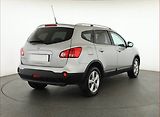 Nissan Qashqai (2009) 2.0 dCi, 7 míst, ČR,1.maj - náhled 4