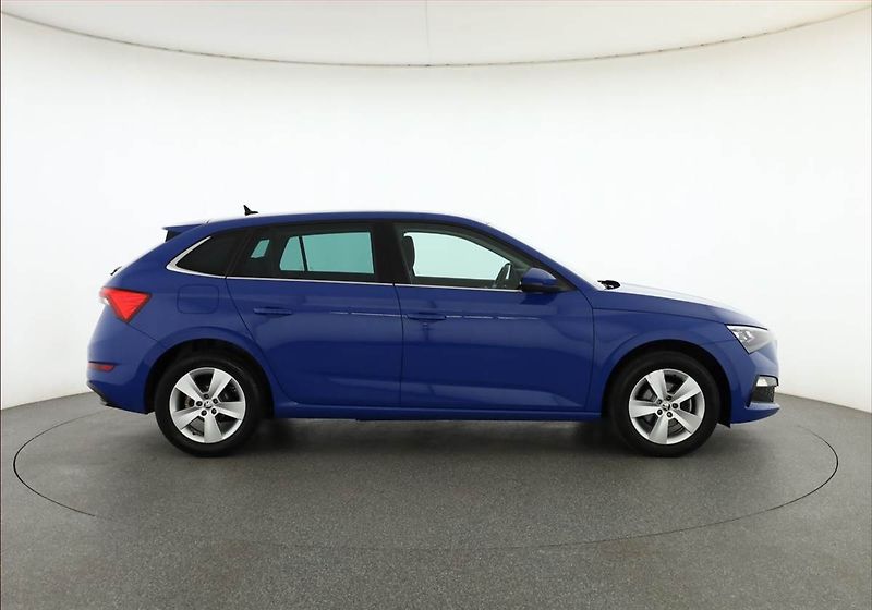 Škoda Scala (2023) Style 1.0 TSI, Serv.kniha - fotka 6 z 21