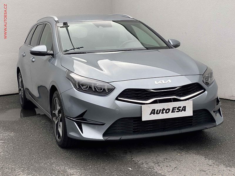 Kia Ceed (2023) 1.5 T-GDi, 1.maj,ČR, TOP - fotografie inzerátu