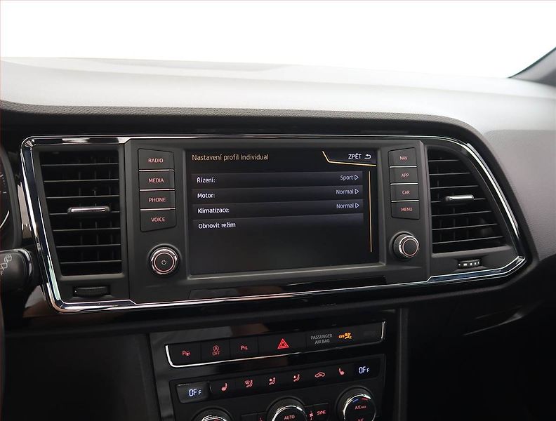 Seat Ateca (2017) Xcellence 2.0 TSI 4Drive - fotka 19 z 27