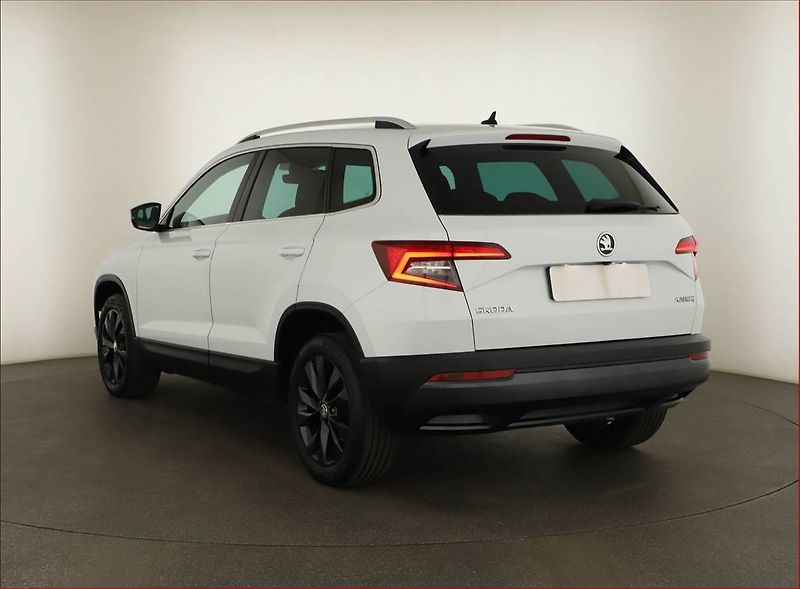 Škoda Karoq (2019) Style 1.5 TSI - fotka 4 z 20