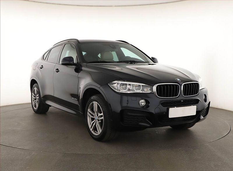BMW X6 (2018) xDrive30d - fotografie inzerátu