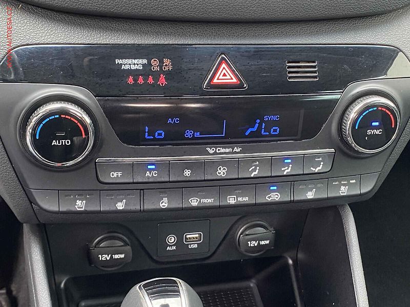 Hyundai Tucson (2016) 2.0 CRDi 4x4, AT, LED, panor - fotka 17 z 19