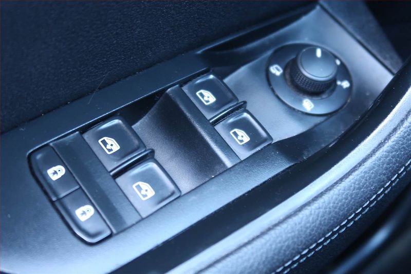 Škoda Superb (2020) iV 1.4 TSI PHEV, Automat, Kůže - fotka 16 z 30