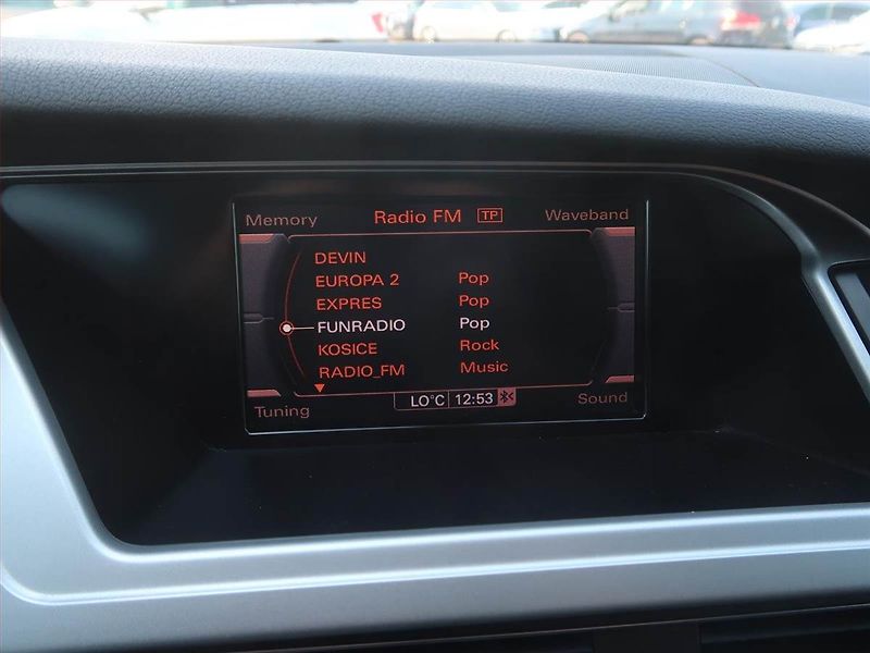 Audi A4 (2011) 3.0 TDI, 4X4, Automat - fotka 12 z 18