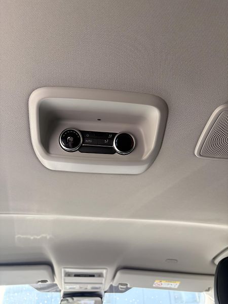 Volkswagen Caravelle (2026) - fotka 24 z 37
