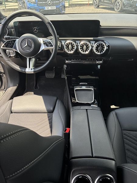 Mercedes-Benz Třídy A (2023) A 200d  - fotka 10 z 14