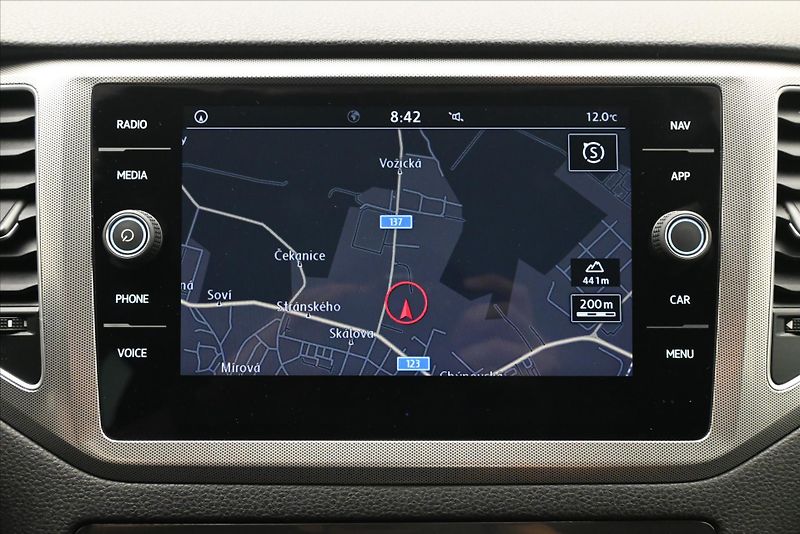 Volkswagen Golf Sportsvan 1,6 TDI 85 kW Navi Záruka až 5 - fotka 19 z 27