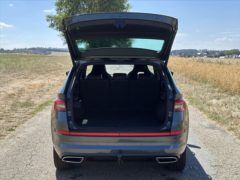 Škoda Kodiaq RS 2,0 TDI 176kW DSG 4x4 CZ DP - fotka 9 z 40
