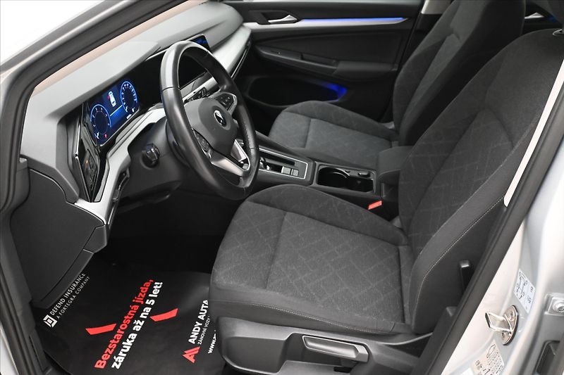Volkswagen Golf 2,0 TDI 110 kW DSG Business Zá - fotka 13 z 29