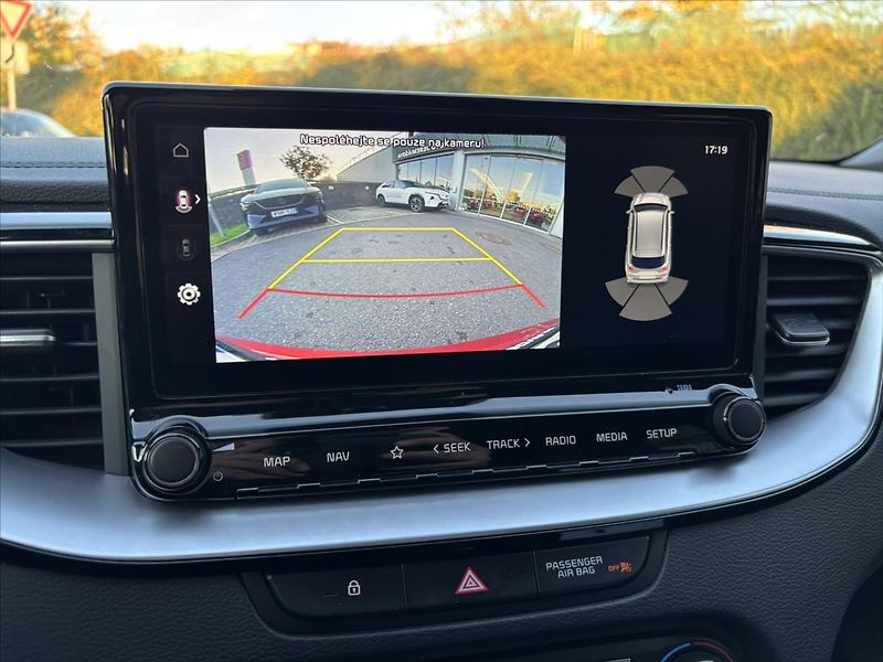 Kia ProCeed 1,6 TGDi 150kW AT GT ZÁRUKA - fotka 21 z 52