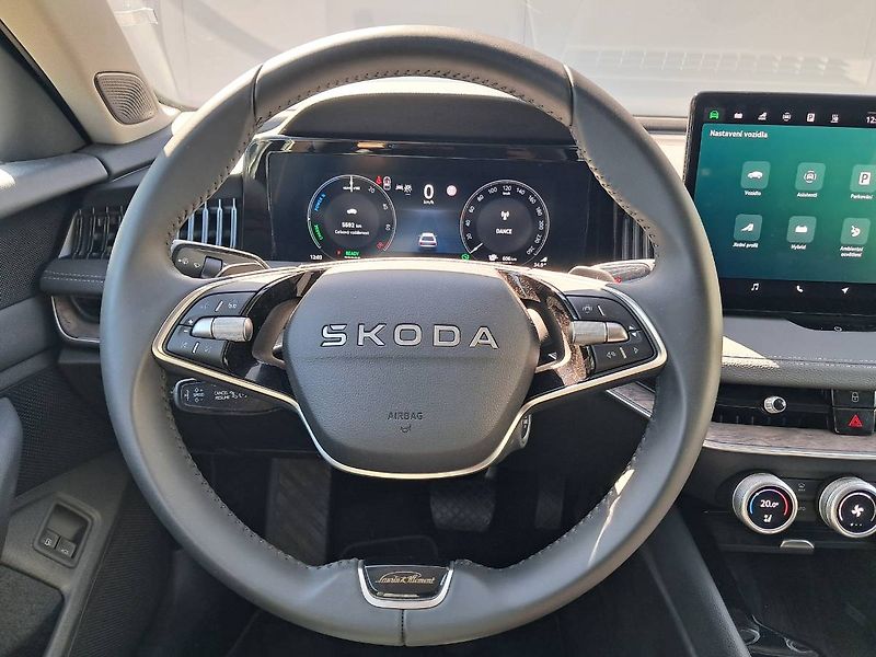 Škoda Superb (2025) iV L&K 1.5 TSI /110 kW DSG6 - fotka 6 z 34