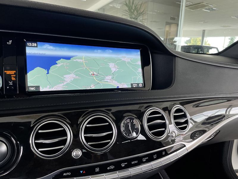 Mercedes-Benz Třídy S 350d 4MATIC*Panorama*Masáž*AMG - fotka 19 z 36