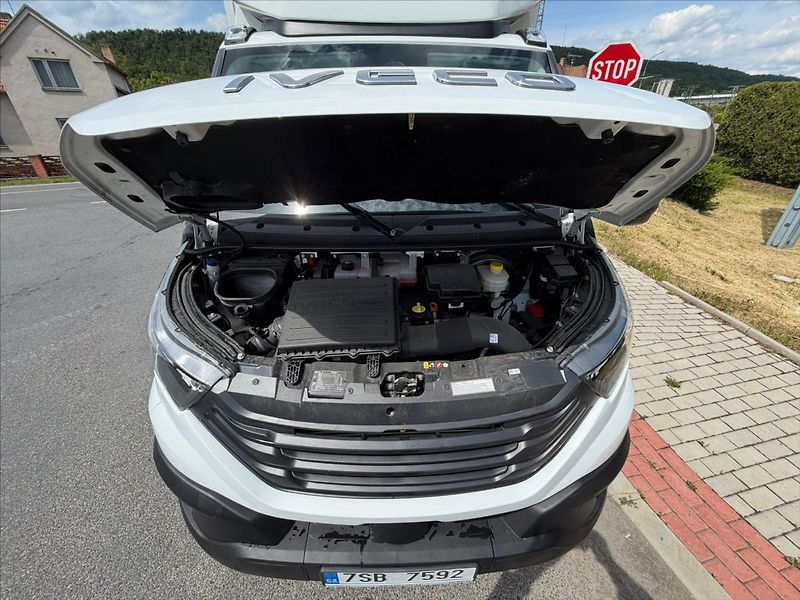 Iveco Daily 3,0 35S18HA8 SKŘÍŇ  ČELO  35s1 - fotka 2 z 39