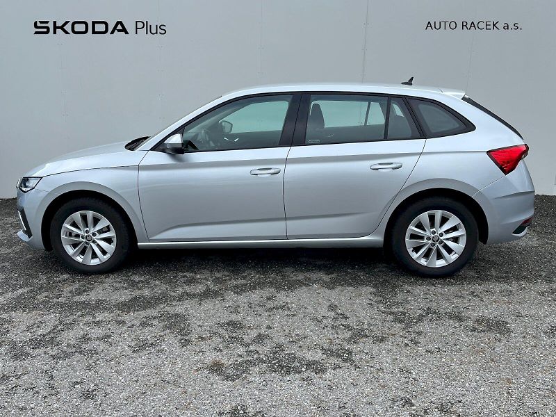 Škoda Scala (2025) 1.0 TSI 85kW Top Selection - fotka 3 z 26