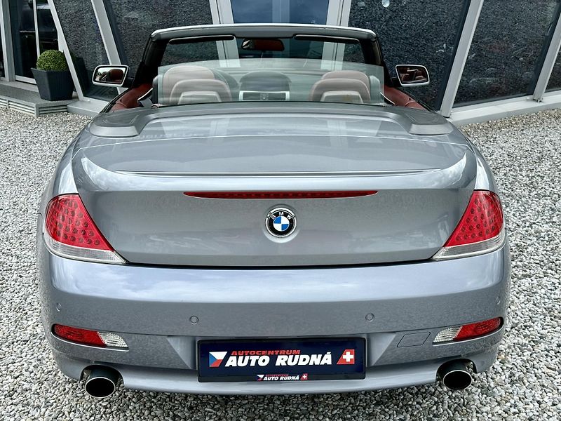 BMW Řada 6 645 Ci Cabrio REZERVACE - fotka 14 z 41
