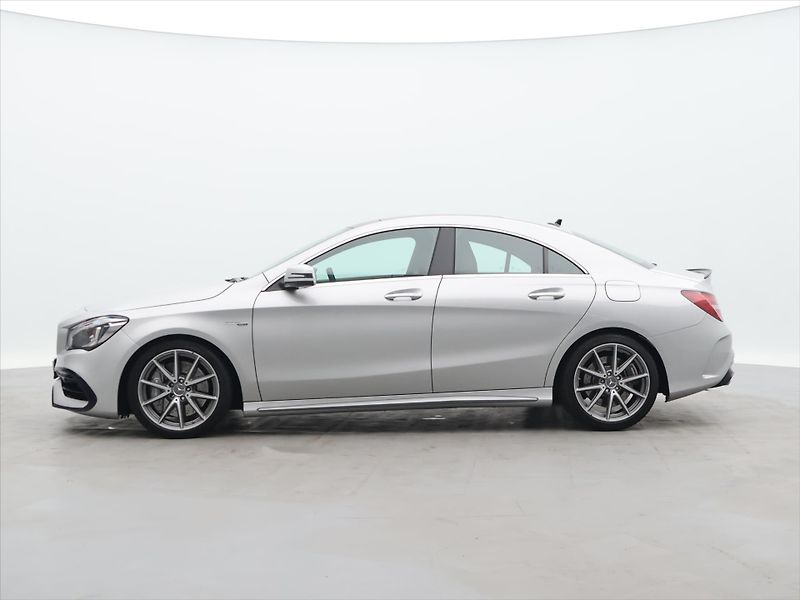 Mercedes-Benz CLA 2,0 45 AMG 280kW 4MATIC LED - fotka 4 z 29