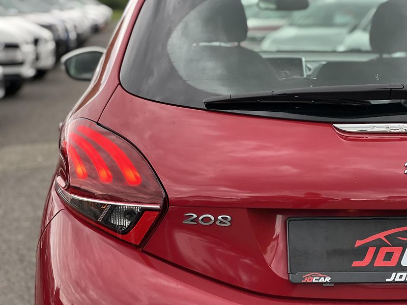 Peugeot 208 1.2i LPG KLIMA NAVI KAMERA ALU - fotka 39 z 41