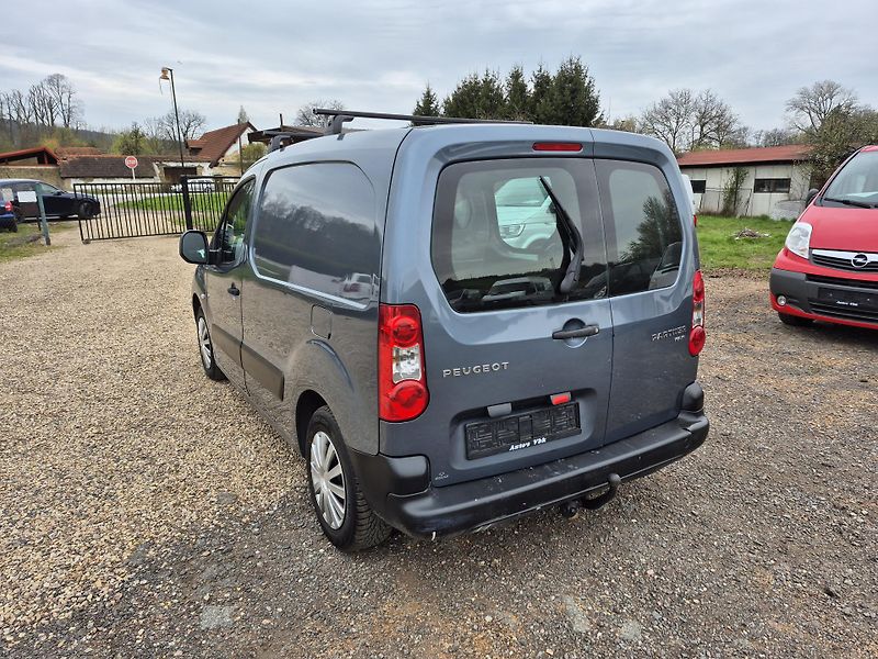 Peugeot Partner (2009) 1.6Hdi 3místa - fotka 12 z 22