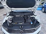 Volkswagen Passat Variant (2023) 2.0 Tdi 122 hp - náhled 16