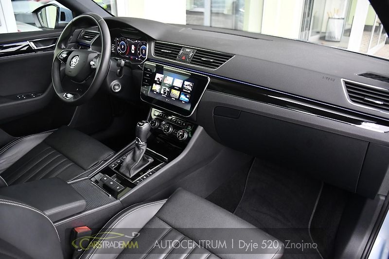Škoda Superb 2,0TSi 206KW L&K K360 WEBASTO - fotka 15 z 61