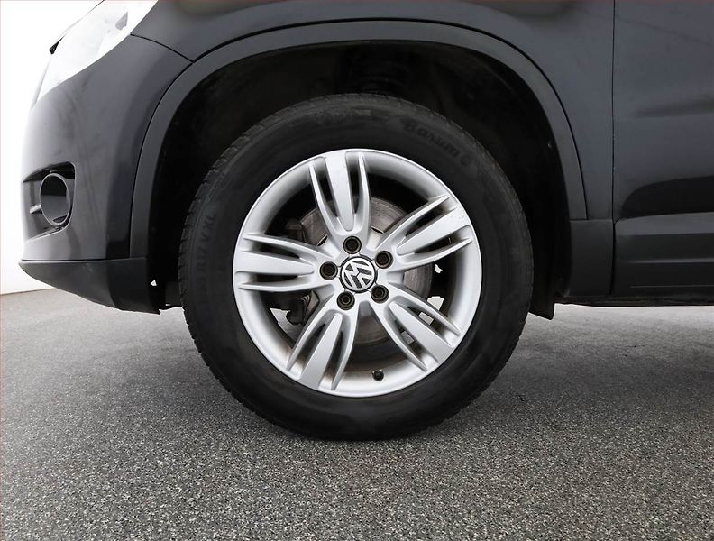 Volkswagen Tiguan (2008) 2.0 TDI, 4X4, Automat - fotka 16 z 16
