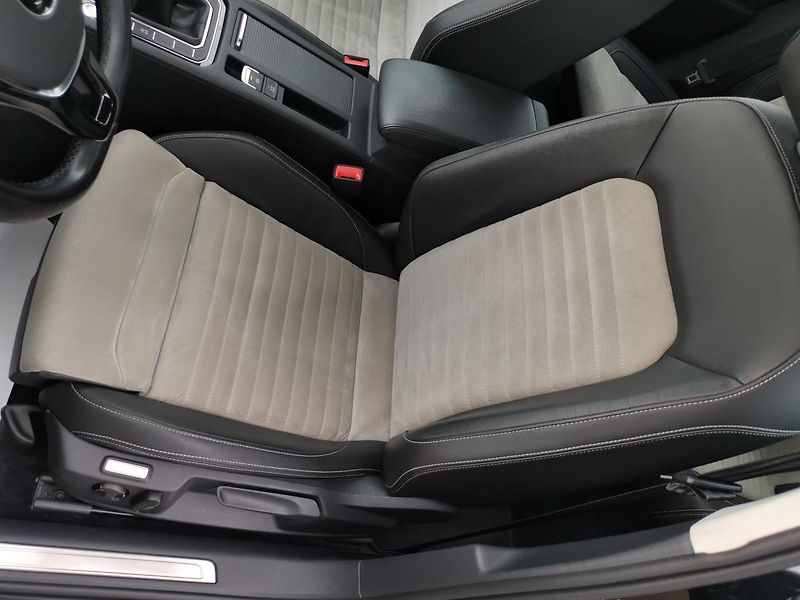 Volkswagen Passat HIGHLINE*110KW*LED*ALCANTARA* - fotka 24 z 85