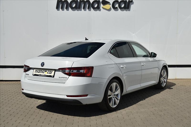 Škoda Superb 2.0TDi BIXENON KŮŽE ACC ČR - fotka 7 z 29