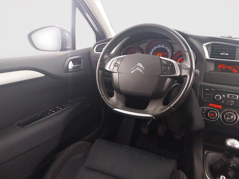 Citroën C4 (2011) 1.6 VTi, nová STK, Tažné - fotka 7 z 18