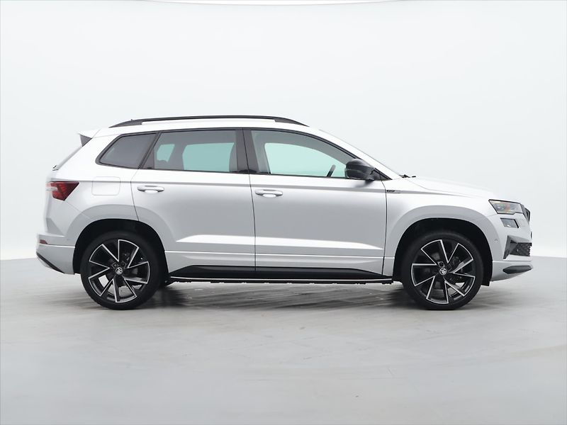 Škoda Karoq 1,5 TSI 110kW Sportline CZ Taž - fotka 8 z 29