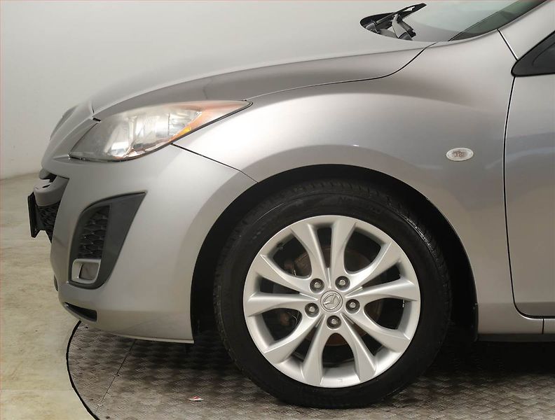 Mazda 3 (2011) 1.6, Tempomat, Park. senzory - fotka 14 z 17