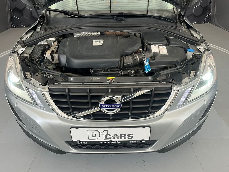 Volvo XC60 D3 MOMENTUM manuál - fotka 29 z 41