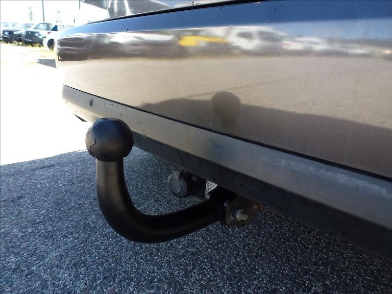 Citroën C4 Picasso 1,2 PureTech 130 6MAN Turbo  S - fotka 42 z 46