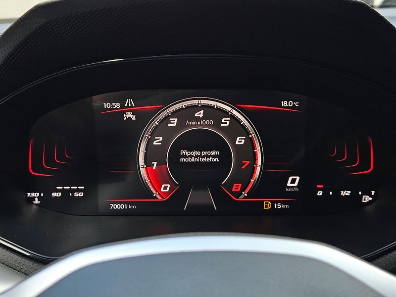 Seat Arona 1,0 TSI 81kW, FR, 1.maj., ČR - fotka 21 z 33