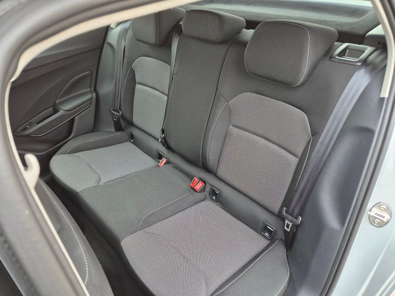 Škoda Fabia (2025) Selection 1.0 TSI 70 kW 5°manu - fotka 15 z 27