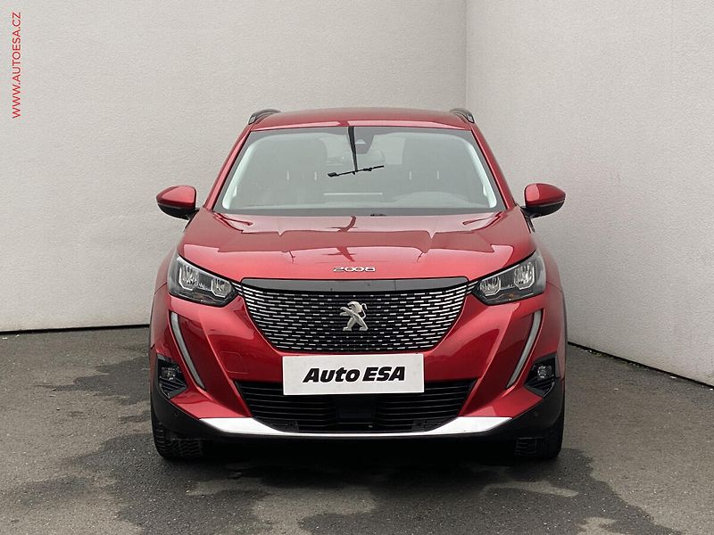Peugeot 2008 (2019) 1.5 HDi, Allure, AT, LED - fotka 2 z 18
