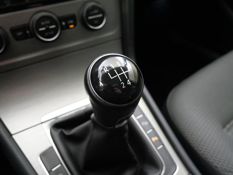 Volkswagen Golf - fotka 17 z 22