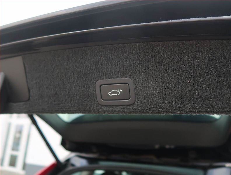 Volvo XC60 (2014) D4, Automat, Serv.kniha, Kůže - fotka 24 z 24