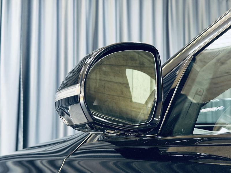 Mercedes-Benz Třídy S (2021) 400d*4M*AMG*TV*LONG*MAX*TOP - fotka 11 z 49