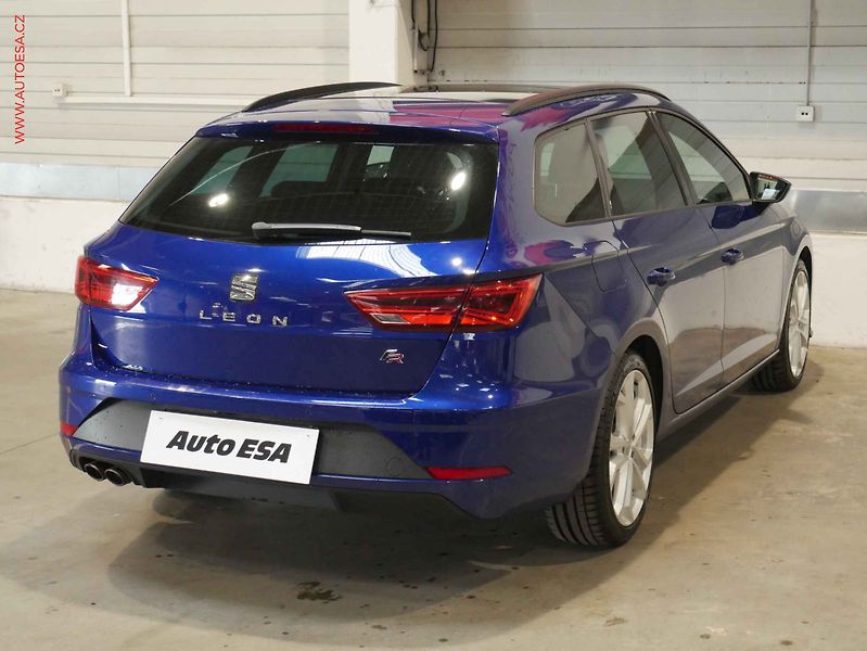 Seat Leon (2019) 2.0 TDI, 1.maj, DSG, navi - fotka 6 z 23