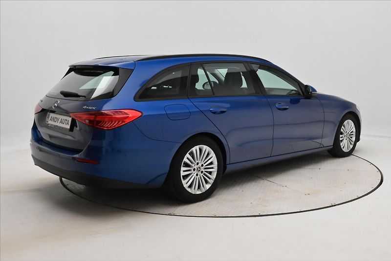 Mercedes-Benz Třídy C 2,0 220d 147kW 4MATIC AVANTGAR - fotka 5 z 31