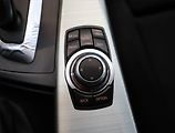 BMW Řada 3 (2015) Sport Line 320d xDrive GT - náhled 17