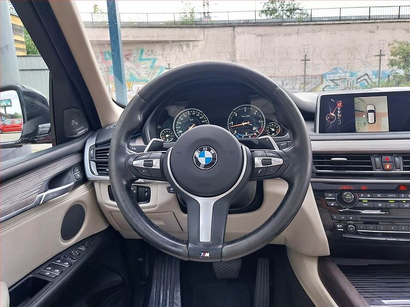 BMW X5 (2015) xDrive40d, 4X4, Automat, Kůže - fotka 21 z 24