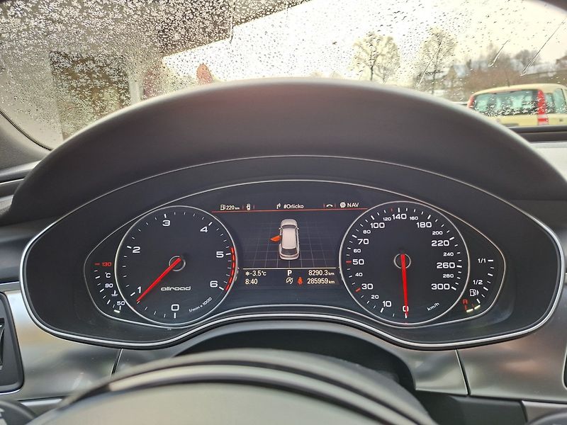 Audi A6 Allroad (2014) 3.0TDI 150kW S-TRONIC -VÝBAVA - fotka 14 z 47