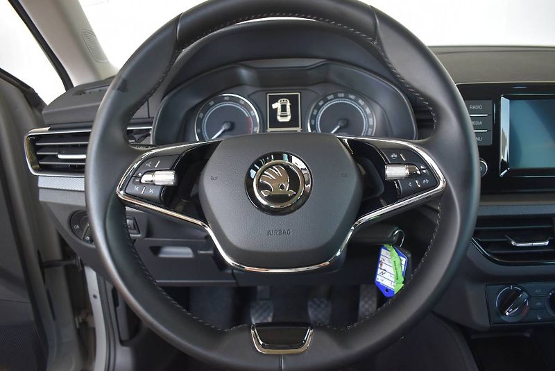 Škoda Kamiq (2022) 1.0TSI 81kW záruka - fotka 18 z 23