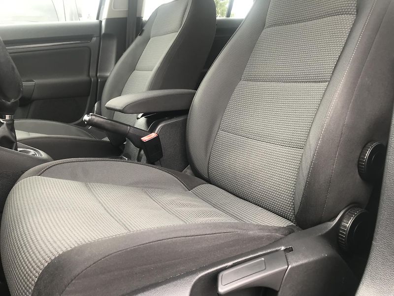 Volkswagen Golf Variant 1.6 TDI 77 KW,KLIMA,MAN,STAV - fotka 10 z 19