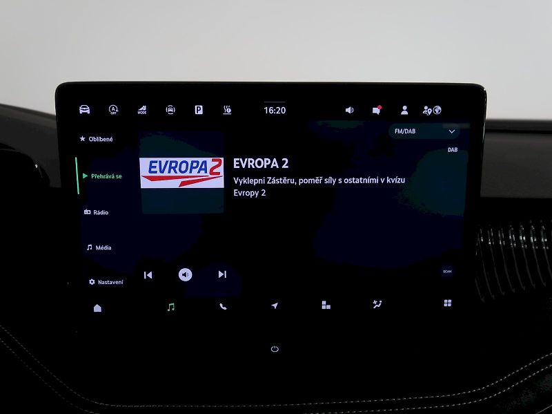 Škoda Superb (2025) SPORTLINE 2.0TDI 142KW 4x4 DSG - fotka 30 z 45