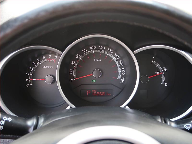 Kia Venga (2019) 1.6 CVVT, Automat, Serv.kniha - fotka 11 z 19