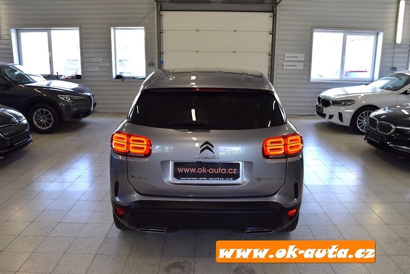 Citroën C5 Aircross HYBRID 225 ě-EAT8 165 kW-DPH - fotka 6 z 68