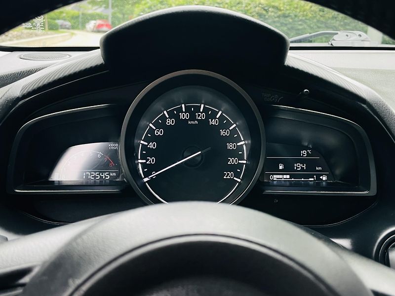 Mazda CX-3 2.0i MAN VÝHŘEV NAVI SENZORY - fotka 43 z 45